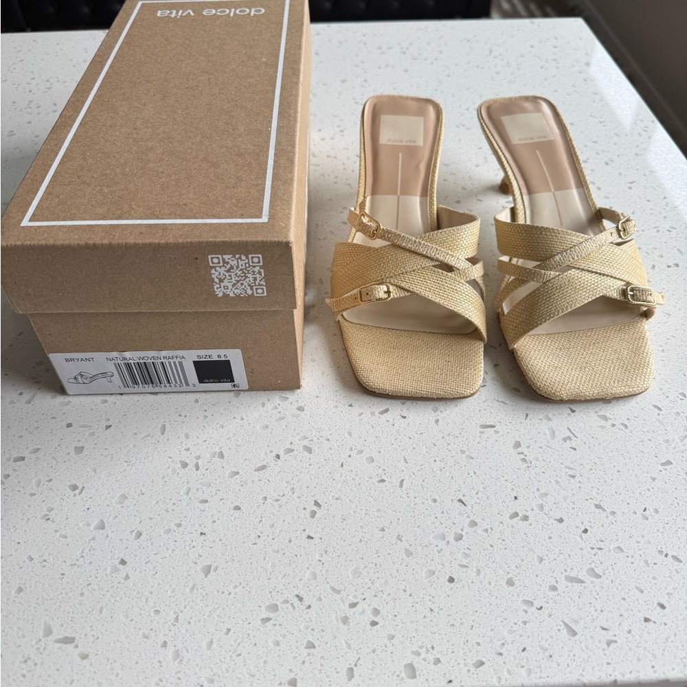 Dolce Vita Raffia Textured Sandals